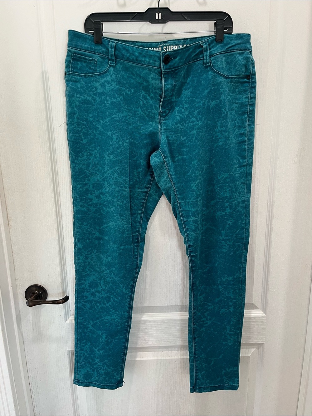 Mossimo Supply Co. Teal Acid-Wash Skinny Jeans